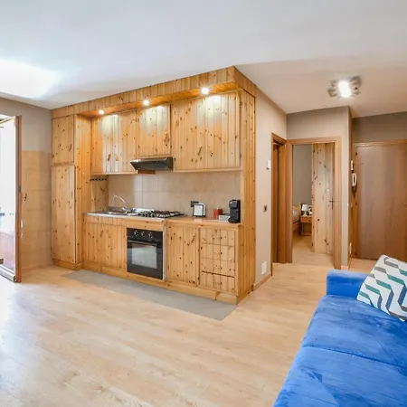 Beautiful In With Kitchen Apartment